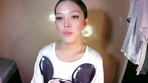 LILY   christmas wish breast implant online show from December 13, 2024, 5:49 am