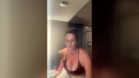 daisymae0017 online show from July 1, 2026, 7:13 pm