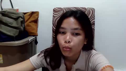 Snapshot of daisymuffinx chatting on March 12, 2026, 1:50 pm Daisy online show from March 12, 2026, 1:50 pm