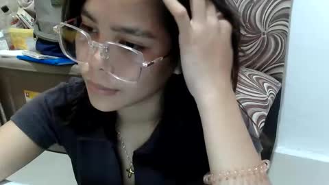 Snapshot of daisymuffinx chatting on March 14, 2026, 6:41 am Daisy online show from March 14, 2026, 6:41 am