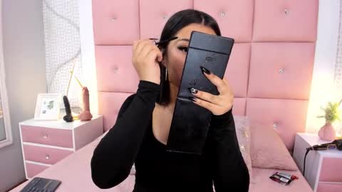 Mariana online show from December 19, 2025, 11:50 am