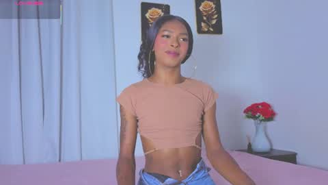 Snapshot of daisytaylor_ chatting on July 17, 2026, 12:34 pm Daisy online show from July 17, 2026, 12:34 pm