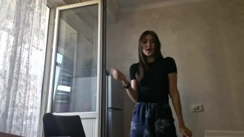 Jasmin online show from May 16, 2026, 10:36 am