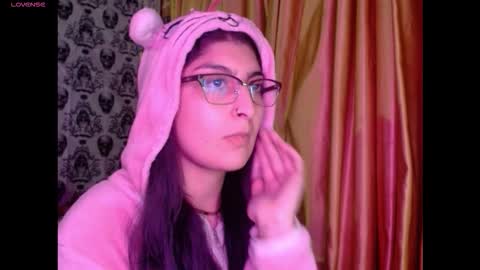    --  -- help me reach 100 hands up  online show from February 4, 2026, 4:18 am