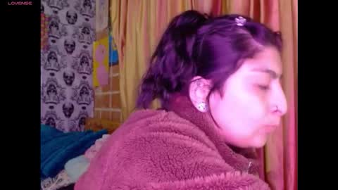    --  -- help me reach 100 hands up  online show from February 6, 2026, 2:38 am