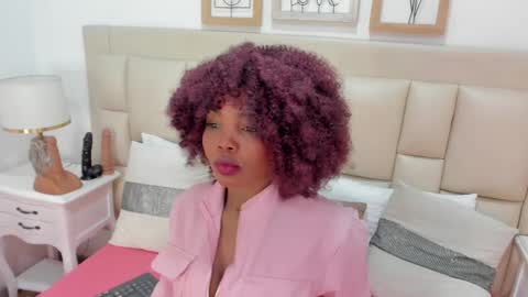 Snapshot of dakhota___ chatting on September 30, 2025, 11:04 am Brisa online show from September 30, 2025, 11:04 am