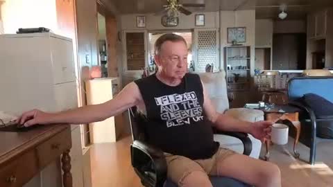 Snapshot of dakit2 chatting on March 22, 2026, 3:37 pm dakit online show from March 22, 2026, 3:37 pm