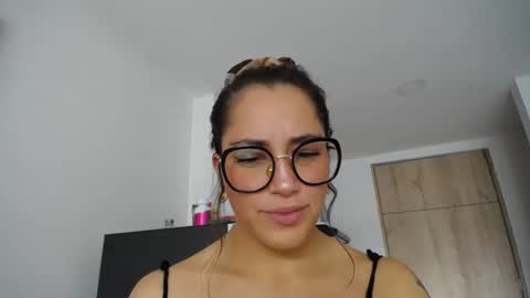 IG  dakotasofiaa online show from December 2, 2025, 5:41 pm