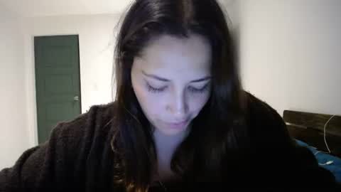 IG  dakotasofiaa online show from April 25, 2026, 12:35 am