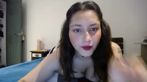 IG  dakotasofiaa online show from April 26, 2026, 2:09 am