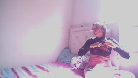 Dakota and Aron online show from December 13, 2024, 4:38 pm