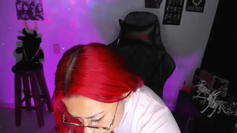 Snapshot of dakota_crab chatting on September 20, 2025, 12:00 am Dakota Crab online show from September 20, 2025, 12:00 am