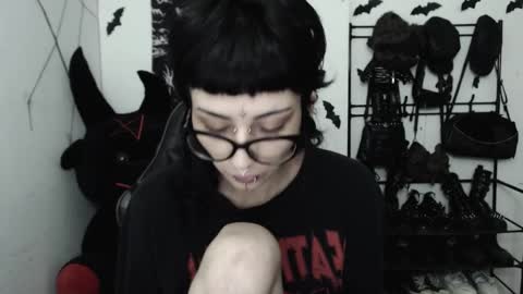 dakota online show from March 11, 2026, 3:23 am