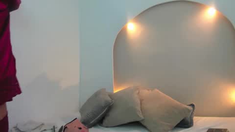 Dakota  online show from March 20, 2026, 12:54 pm