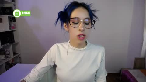 Maca online show from May 9, 2026, 2:33 pm