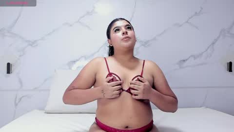 dakota_tucci online show from April 6, 2026, 3:26 am