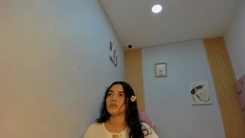 dakota_x18 online show from February 5, 2026, 7:29 pm