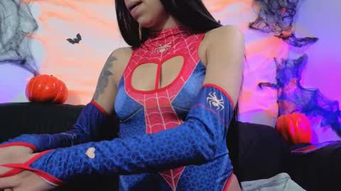 Snapshot of dakotaalee chatting on October 10, 2025, 11:31 am Dakota online show from October 10, 2025, 11:31 am