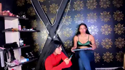  dakotha      online show from March 5, 2026, 1:34 am