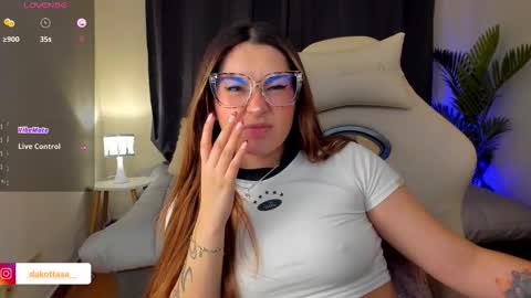 Snapshot of dakottaa__ chatting on October 23, 2025, 11:46 pm dakottaa__ online show from October 23, 2025, 11:46 pm