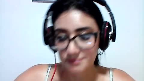 Dakottamonroe online show from April 30, 2026, 3:24 am