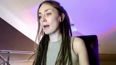 Snapshot of dalia_peach chatting on December 2, 2024, 10:07 am Dalia online show from December 2, 2024, 10:07 am