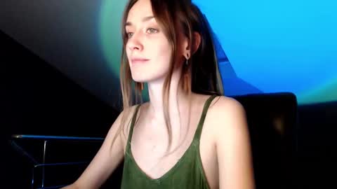 Snapshot of dalia_peach chatting on December 4, 2024, 1:31 pm Dalia online show from December 4, 2024, 1:31 pm