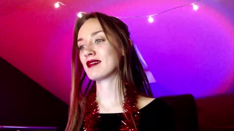 Snapshot of dalia_peach chatting on December 17, 2024, 10:23 am Dalia online show from December 17, 2024, 10:23 am