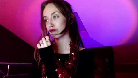 Snapshot of dalia_peach chatting on December 17, 2024, 1:27 pm Dalia online show from December 17, 2024, 1:27 pm