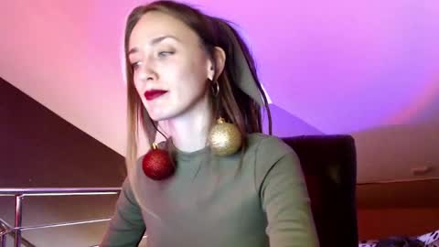 Snapshot of dalia_peach chatting on December 18, 2024, 10:19 am Dalia online show from December 18, 2024, 10:19 am