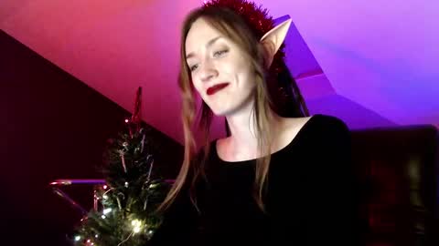 Snapshot of dalia_peach chatting on December 24, 2024, 2:22 pm Dalia online show from December 24, 2024, 2:22 pm