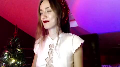 Snapshot of dalia_peach chatting on December 25, 2024, 1:30 pm Dalia online show from December 25, 2024, 1:30 pm