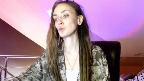 Snapshot of dalia_peach chatting on January 9, 2025, 10:20 am Dalia online show from January 9, 2025, 10:20 am