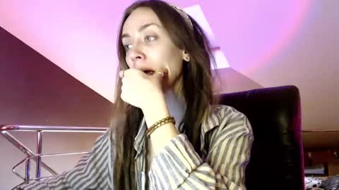 Snapshot of dalia_peach chatting on January 11, 2025, 10:51 am Dalia online show from January 11, 2025, 10:51 am