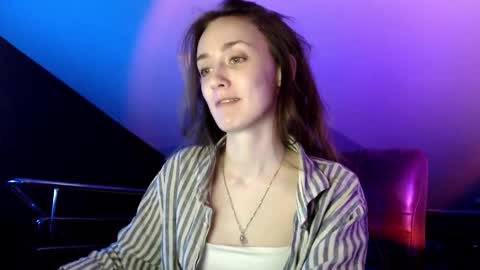 Snapshot of dalia_peach chatting on January 18, 2025, 1:29 pm Dalia online show from January 18, 2025, 1:29 pm
