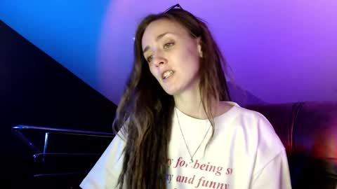 Snapshot of dalia_peach chatting on January 19, 2025, 1:44 pm Dalia online show from January 19, 2025, 1:44 pm