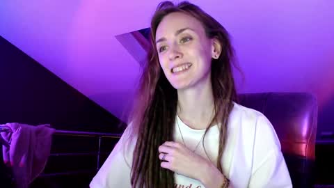 Snapshot of dalia_peach chatting on January 21, 2025, 5:41 pm Dalia online show from January 21, 2025, 5:41 pm