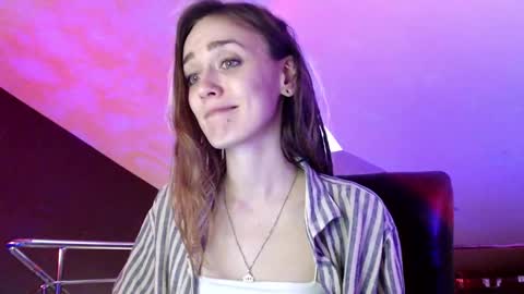 Snapshot of dalia_peach chatting on February 3, 2025, 12:36 pm Dalia online show from February 3, 2025, 12:36 pm