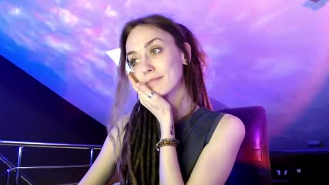 Snapshot of dalia_peach chatting on February 18, 2025, 10:16 am Dalia online show from February 18, 2025, 10:16 am