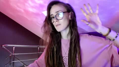 Snapshot of dalia_peach chatting on February 25, 2025, 10:26 am Dalia online show from February 25, 2025, 10:26 am
