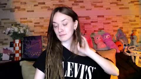 Snapshot of dalia_peach chatting on September 26, 2025, 5:17 pm Dalia online show from September 26, 2025, 5:17 pm