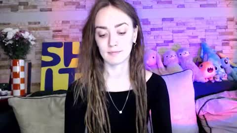 Snapshot of dalia_peach chatting on October 15, 2025, 9:31 am Dalia online show from October 15, 2025, 9:31 am