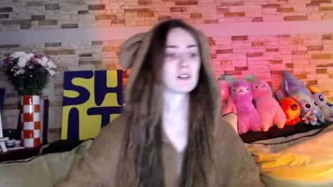 Snapshot of dalia_peach chatting on October 16, 2025, 9:32 am Dalia online show from October 16, 2025, 9:32 am