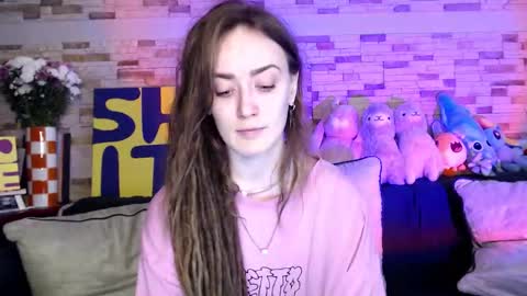 Snapshot of dalia_peach chatting on October 17, 2025, 9:34 am Dalia online show from October 17, 2025, 9:34 am