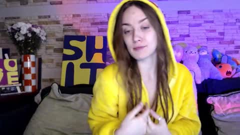 Snapshot of dalia_peach chatting on October 21, 2025, 9:32 am Dalia online show from October 21, 2025, 9:32 am