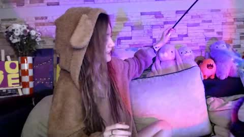 Snapshot of dalia_peach chatting on October 24, 2025, 9:06 am Dalia online show from October 24, 2025, 9:06 am