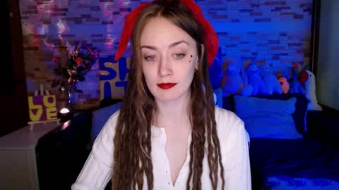 Dalia  online show from December 2, 2025, 9:36 am