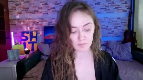 Snapshot of dalia_peach chatting on May 28, 2026, 11:07 am Dalia online show from May 28, 2026, 11:07 am