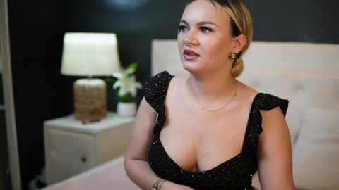  Dalia  online show from June 7, 2026, 8:23 pm