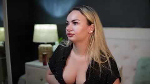  Dalia  online show from July 7, 2026, 8:24 pm